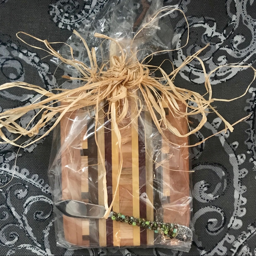 Small Cheese Board with Knife